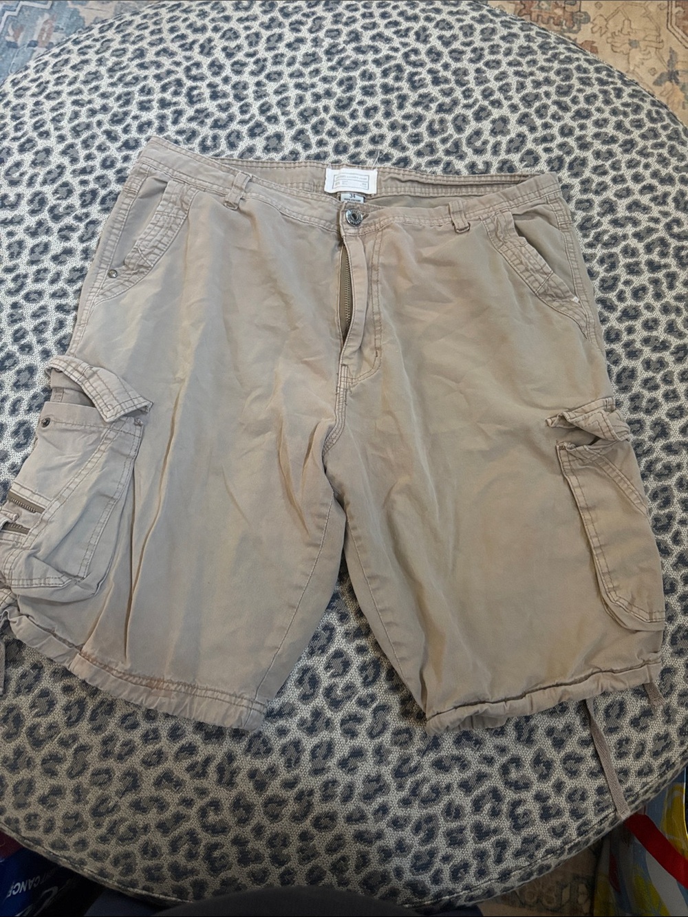 Men's Tan Cargo Shorts with Utility Pockets